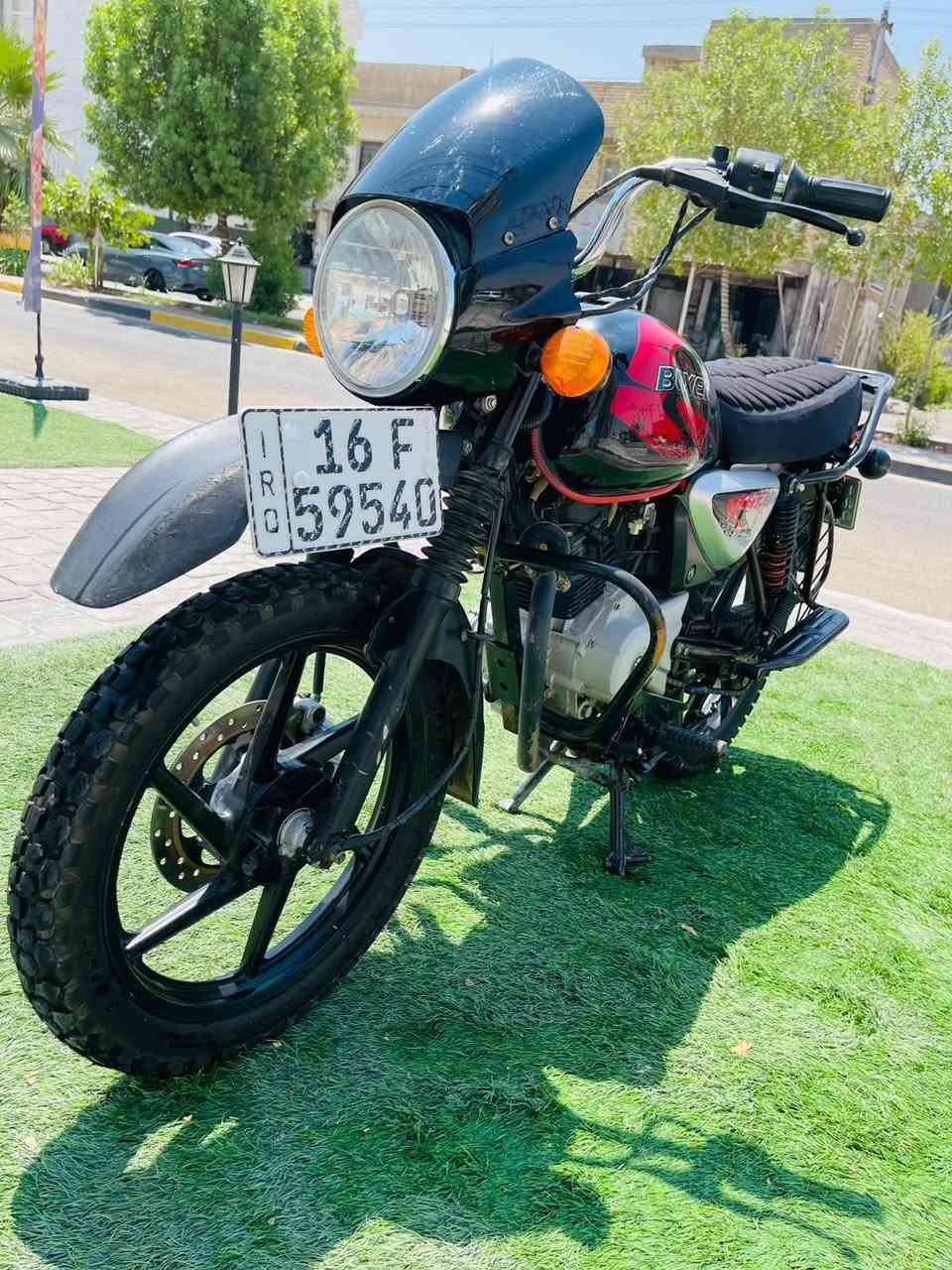 بوكسر جبلي 23 كفاله الدراجه ماشيه 35 استخدام شخصي مامفتوح بيها برغي مرقمه أنگليزي هزه جديده  مداور ثاني يوم  السعر 2100 وبيها مجال بسيط العنوان 
بغداد السيديه ***********
