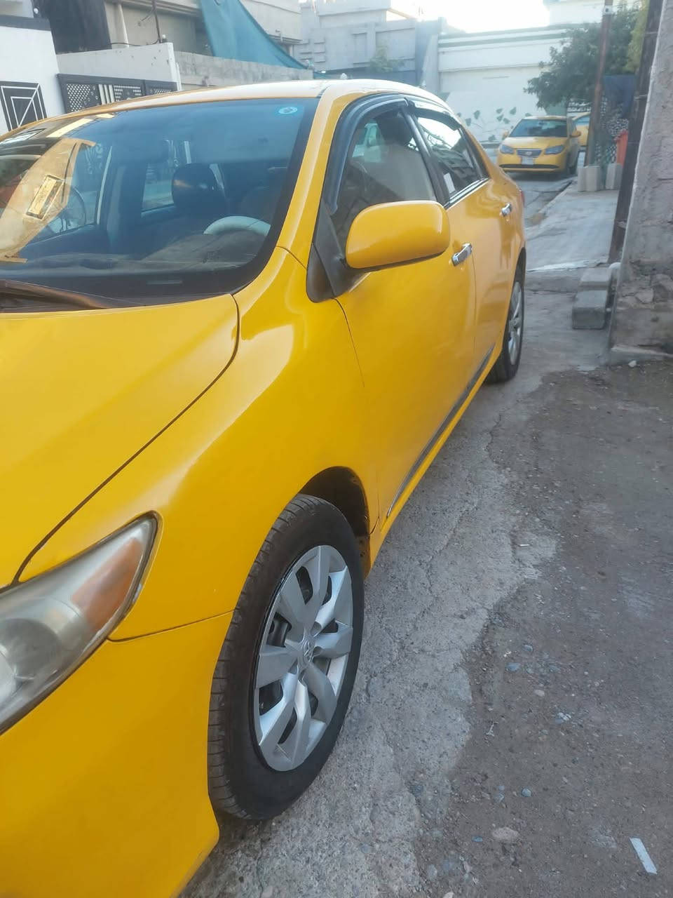 السلام عليكم كورله موديل 11 للبيع 
✔️مشروع وطني لحد ٢٠٢٧ ثاني يوم تحويل اول وكيل اني
⭕️تيارات جدد صاير اسبوع باتريد جديد ويا تاير شديت
↔️ضرره جاملغ سكن شي قليل عنده دواخل حيل قليل 
🔴منظومه تبريد جدد
🟢صدر امامي وخلف جديد صاير ٥ ايام دريم شافت ومشت كلها جديد
⚫️شرط محرك جديد صاير سنه شاده مال موديل19
🔵وكير بشرط
🟣تغليف سقف وكاعيةوكشنات سيارة جاهزه من كل نواحي ربع ماتصرف عليه 
💰سعره 120 بيها مجال قليل 
☎️***********
☎️***********
