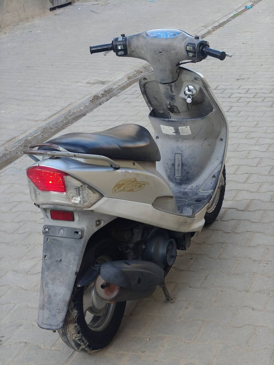 سلام عليكم
ماكس منغولي للبيع دراجه نضيفه فول مامفتوحة 
مكان الرميثه 
سعر 800وبيهة مجال ***********
