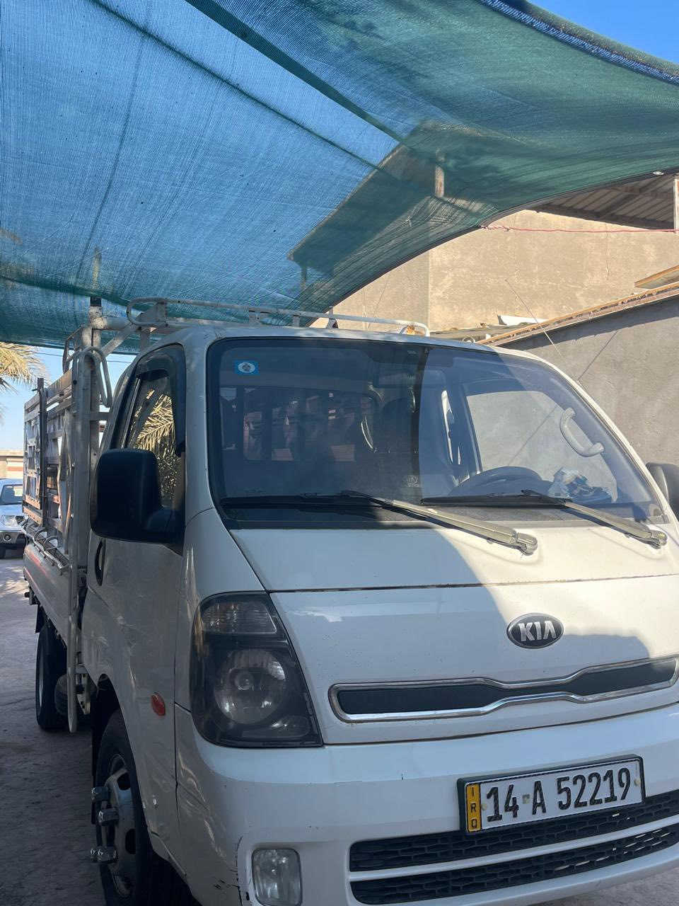 السلام عليكم كيا بنگو فحل مسكر موديل ٢٠١٧ بصره مكفوله جاهزه من كلشي الويل الخلفي ١٤
مكان البصره النشوه أبو غرب 
السعر ١٣٣مجاله كلش قليل 
***********9
