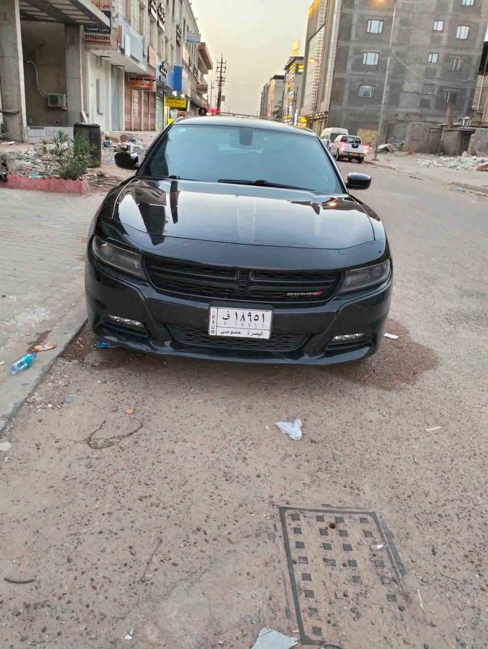 سلام عليكم جارجر  16 مرمز 22 سيارة كفالة بيهة بس باب كلير من امريكة استخدام شخصي كشانات حضن شاشة جبيرة كير مكينة حدادية كلة كفالة السعر 165 :ستفسار  *********** مكان السيارة بصرة قضاء المدينة مكلف بنشر
