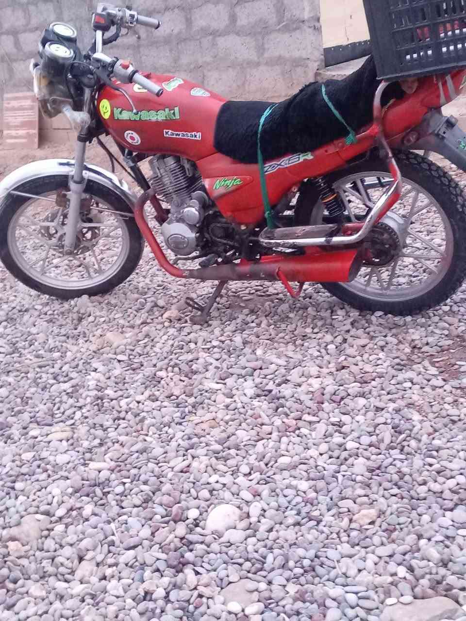 دراجه نؤع ساروخيه جني. محرك 200.كلشي شرط. 🌹 يرهم مراؤس وبيع. مكاني خارج اربيل خط. اربيل گؤير 🌹


**إذا كنت صاحب هذا الإعلان وتريد حذفه لأي سبب، رجاءا أرسل رسالة إلى الدعم الفني**