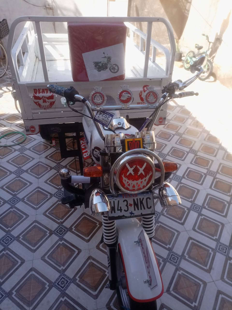 سلام عليكم ستوته للبيع موديل 18 ستوته كله جديد 25 نكرت سلف ترايك وين مايعجبك السعر 1600وبيه مجال المكان شطره وهذا رقمي ***********
