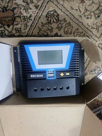 منظم شحن شمسي • 12-48فولت • يشحن بطاريات