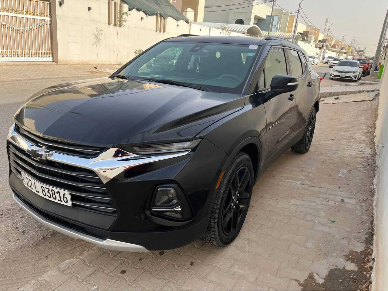 #المركبة     : شوفرليت بلايزر 2022 فئة Lt اللون اسود
#الرقم        :  السيارة رقم اربيل وكاله او تحويل ملكيه
#الضرر      :  البنيد والجاملغ الأمامي 
#التصليح    : تعديل البنيد والجاملغ الأمامي بدون صبغ
#الايرباكات : ستيرن
#السعر      :  السعر المطلوب  205ورقة 
المواصفات 
 شوفرليت بلايزر 2022 LTاللون اسود مميز
 محرك 4سلندر2000 تيربو
 لايتات زينون عالي وواطئ اصل 
 حاجب LED نهاري 
 بصمة باب وبصمة تشغيل وتشغيل عن بعد   
 اشارات بالمرايا الجانبية
 رادار امامي تفاعلي متعدد الاستخدام
 حساسات الانحراف عن المسار 
 دفع رباعي مع اربع أنظمة قياده 
 ويل حجم 21 اصل مع طقم تاير بحالة ممتازة   
 حساسات الاجتياز الجانبية للمركبة 
 حساس خلفي مع كامره خلفيه اصل
 عارضة بيانات على الدشبول 
 باب الجنطة كهربائي شفط 

 تحكم كهربائي متكامل لمقاعد المقدمه 
 تحكم ستيرن جهتين متكامل الايعازات مع الرادار
 نظام تبريد المركبه قطعتين تبريد 
 شاشة دشبول كبيرة لمجموعة من الايعازات 
 عداد المسافه  الحالي23الف ميل فقط  
 السعر المطلوب 205ورقة
النجف الأشرف 
*********** النجف, العراق
