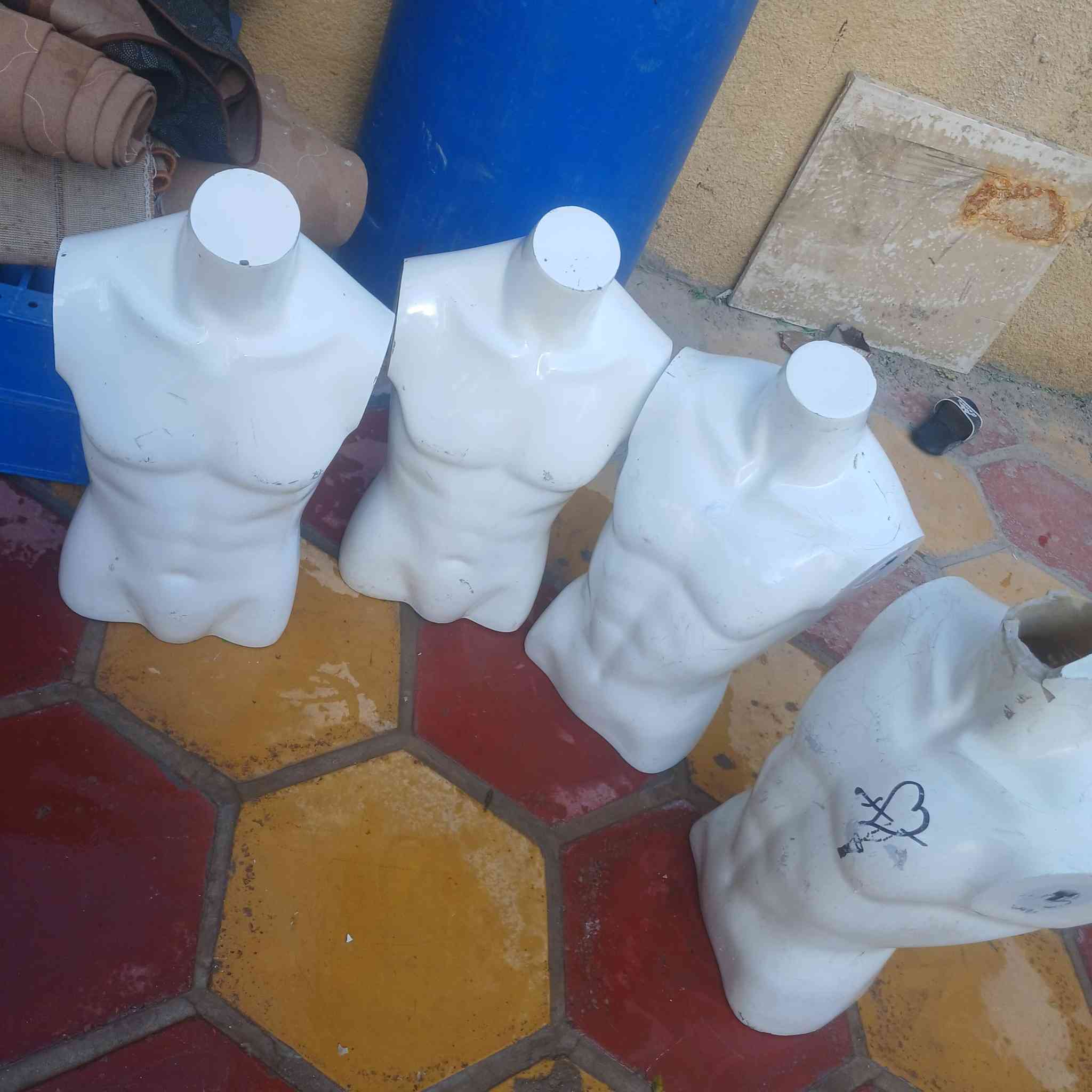 ب ٥٠ المكان بغداد المعامل ***********
