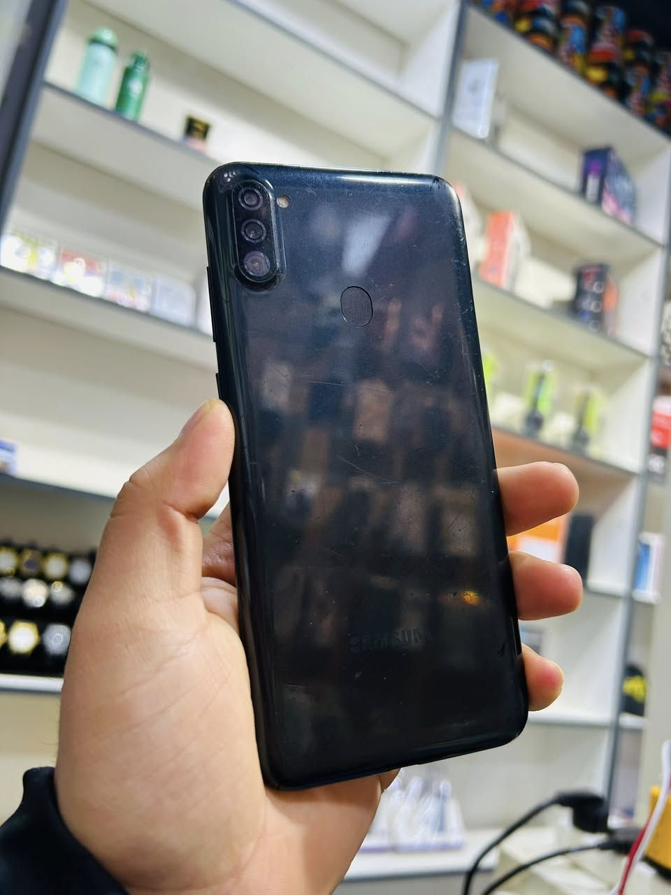 السعر 25 الف قفل
A11 سامسونك الجهاز كلشي شغال بي فقط بي فطر بشاشه مكان ال ٧ كيلو


**إذا كنت صاحب هذا الإعلان وتريد حذفه لأي سبب، رجاءا أرسل رسالة إلى الدعم الفني**