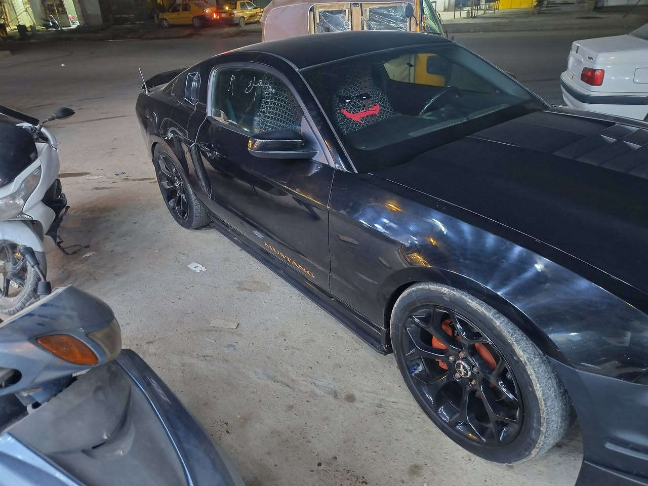 سلام عليكم موستنك 14 مكينه V6 بيهه خلال بل كهربايات طفت وما شتغلت ابيع علا طفيتهه وبسعر مناسب سياره بدون صبغ بيهه جاملغ وبنيد باقي مكفول وتكفل مكينه وكير بلجيس كير عادي 7 نمر  هاذ رقمي خابرني وبخدمتك *********** ،،، *********** بيع مستعجل
