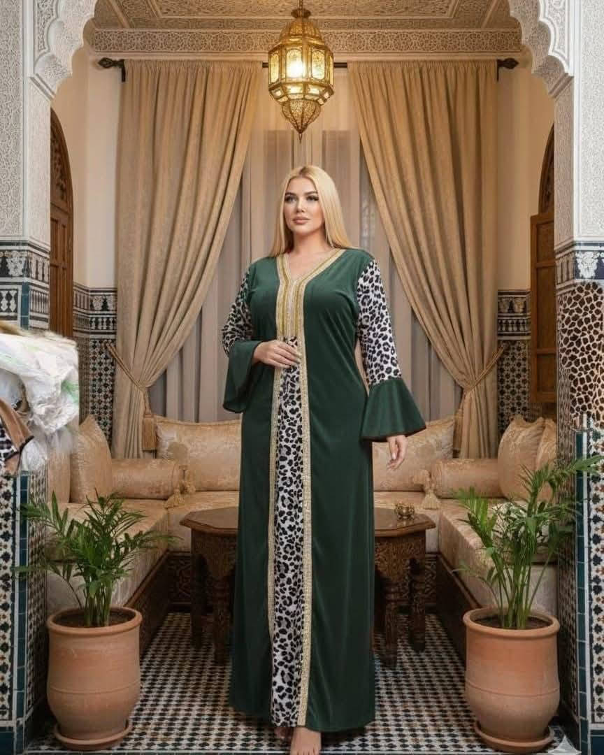 ☃️☃️عرض تحطيم الاسعار أقل من سعر التكلفة☃️☃️
💸💥💥 دشداشه  نسائي شتوووي  احد 10,000 دينار 😲💥💸
🔊🔊المخامه مخمل غزالي  🔊 القياس L.XL.XXL🔊🔊
☎️واتس:***********☎️
🔊 
🚕توصيل داخل كربلاء 3 ألاف  دينار فقط 🚕🚕
🚕🚕يوجد توصيل لجميع محافظات
