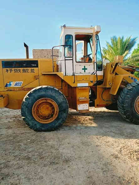 للبيع او مراوس 

         مكينه زت ثريه ٨٠ كفاله عامه جاهزه عله اخر حبايه رقم سنويه باسمي حصه كاز بيهه

***********
