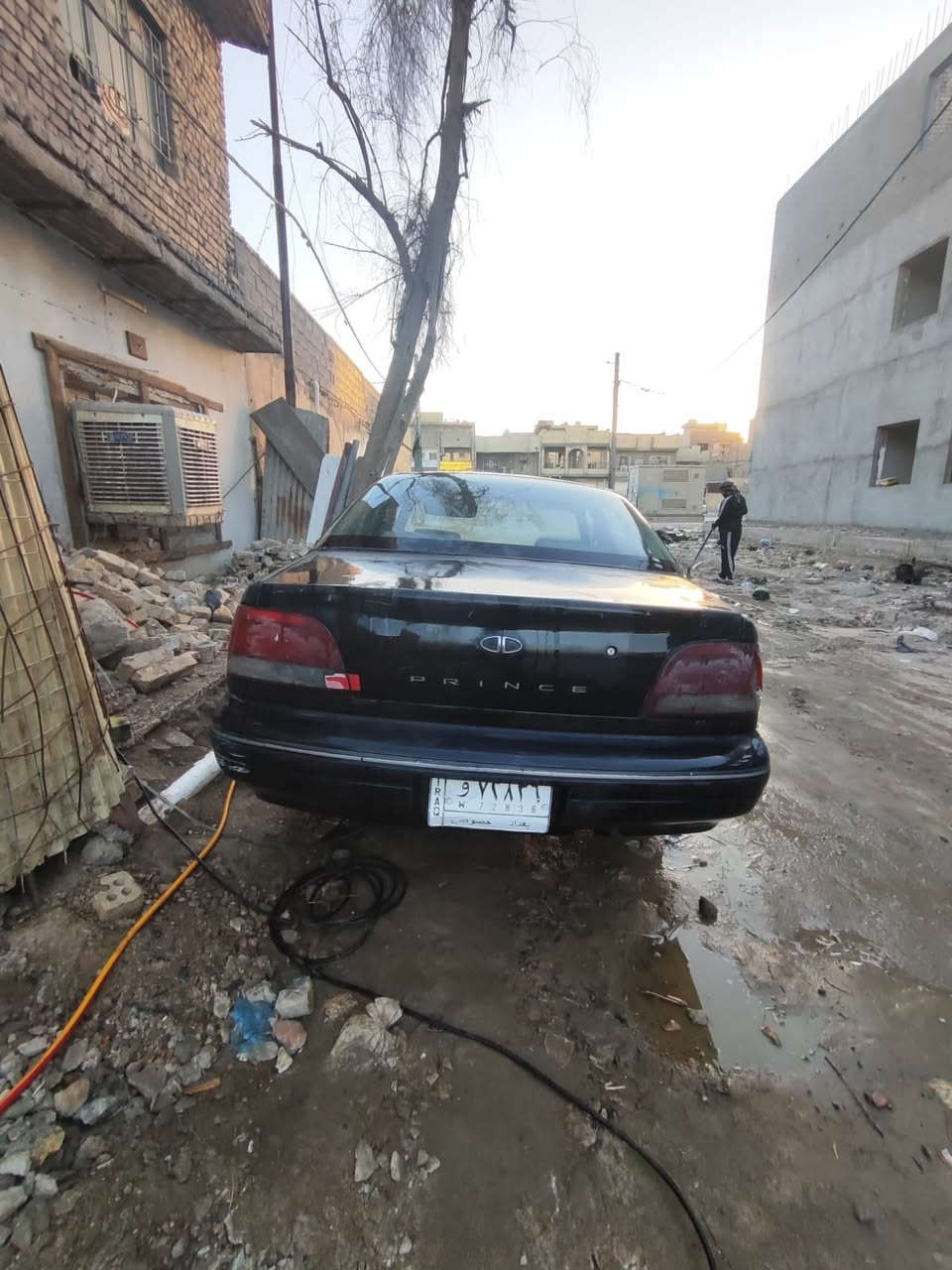 سلام عليكم ‏بغداد مدينة الصدر برنس فراشه موديل ٩٧ مكينتها بيها تبخير گيرها جيد جدآ سياره شغل وطلع بس بيها نقص بطانه مال السايق وبعد بيها ملاحظات بسيطه السياره بأسمي سنويتها صاقطه السعر ٢٤ ورقه وبيها مجال قليل رقم الهاتف ***********
