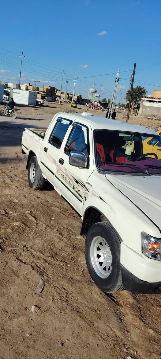 سلام عليكم دير للبيع بدون تحويل رقم بغداد  موديل ٢٠٠٧ صدامي سياره عله وضع شركه بلاديه مكينه وكير وحداديه جدد تخم تاير جدد مكانه ديوانيه سعر 25وبيه مجال رقم ***********
