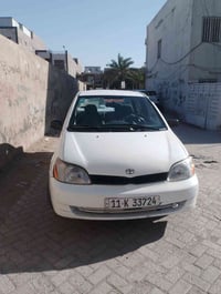تيوتا ايكو موديل ٢٠٠٠ مصبوغ عام (سياره قديمة) محركها بي تبخير سعرها ٤٠...