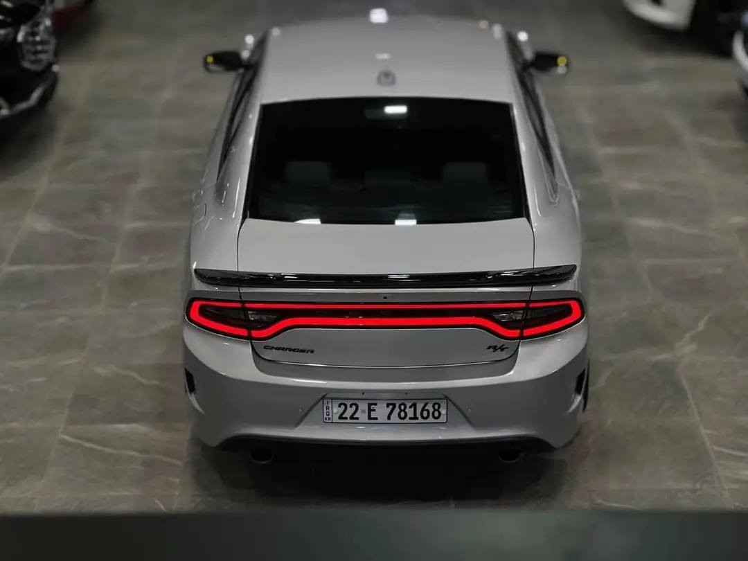 السلام عليكم حبايب 
للبيع جارجر. Rt 2021 
فول غرفه كنتاره    
لون سلفر  
السعر. 220$    وبيها مجال
جديده كلش  
 ضررها جانبي بجم كبس شركة 
سياره جاهزه واحلى من صور 
كزوز رياضي اصل
اي استفسار اتصل على الرقم
***********

