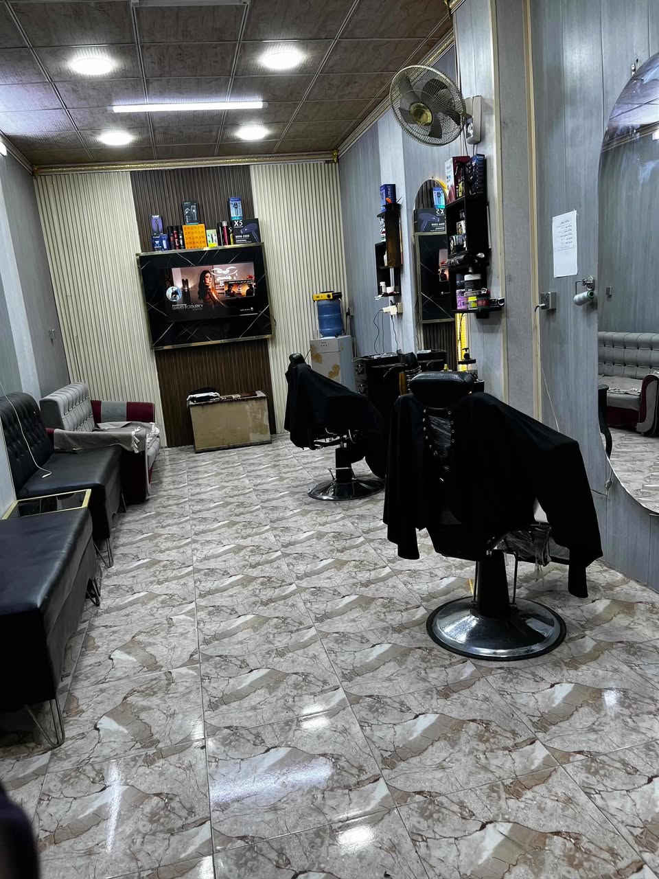 السلام عليكم
يوجد كرسي حلاقه للايجار العنوان الشهداء قرب كوفي سراج

***********
