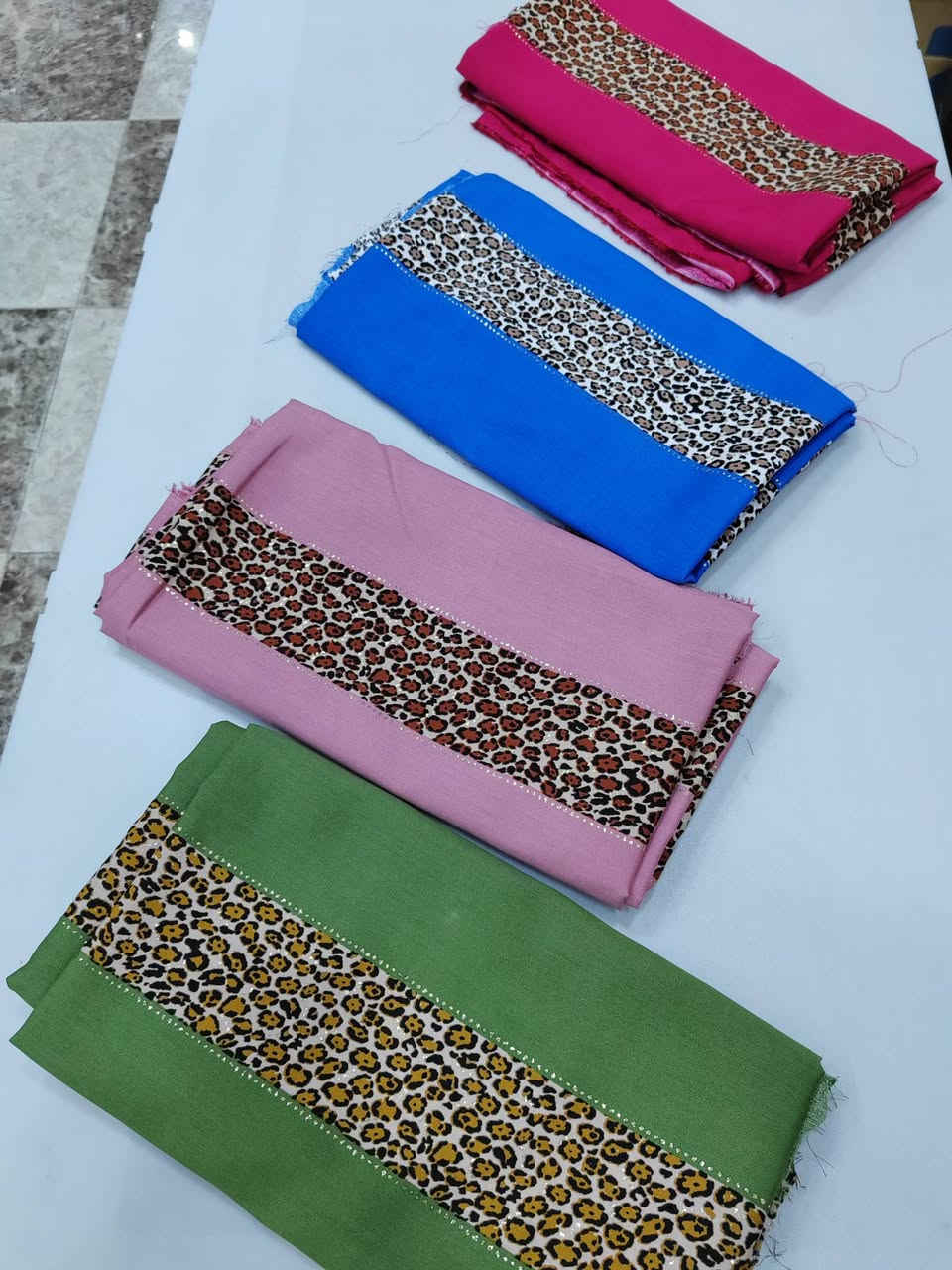 جمله....  مفرد.  بالقطع
   بسم الله وعلى بركة الله بدئنا موسم الصيفي           
         
💥  كشمير ايطالي سلين الشمالي💥. 

              💥سعر القطعه 4500فقط 💥
             
       🚛    خدمت توصيل 5 جميع المحافضات 🚖
👗 العنوان كركوك/ القادسية شارع ابو وليد للطلب او

 للاستفسار مراسلة الصفحة او الاتصال بالرقم
 ***********.واتساب  يوجد🚖🚕  خدمت 🚁توصيل للطلبات كركوك وجميع المحافضات🚁🚁🚁🚁 تابعونا ليصلكم كل جديد من اقمشة عماد للسيدات https://www.facebook.com/     أقمشة-عماد-للسيدات-630320650660786
