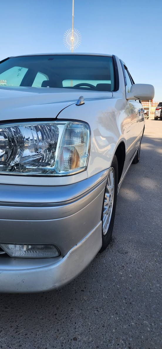 تويوتا كراون رويال مكفوله كفاله عامه ضربه وكص وصبغ كرستال اصل 2دكم شاصي 71 لايت زيرو بلاد مديل 2001 كشنات كهرباء برده خلفيه فتحه سلايت روف 3 حركات بيهه حجز بسمي مكاني البصره رقم الهاتف 📱 ***********
