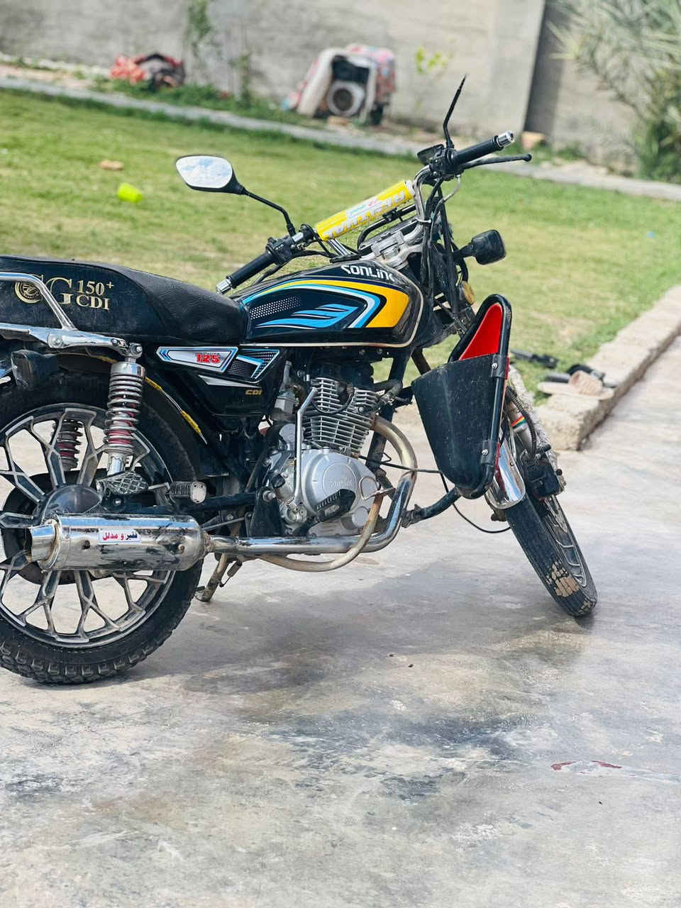 السلام عليكم 
دراجه موديل 24 نضافه فول شركه 
السعر 750 وبيها مجال بيجي الحجاج 📍
‏‪***********‬‏
