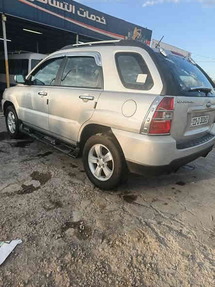 سبورتج 2009 خليجي محرك 2000 دوش  رقم بغداد ( الجديد) بيها شبر صبغ بالجاملغ الخلفي والباقي مكفول لا صبغ ولا تبديل سويجات عدد ٢ فتحة سلايد روف  داخل صاج حساسات خلفية  اربعة دسك السيارة جاهزة مابيها نقص انضف من الصور
السعر 110 وبيها مجال 
المكان بغداد / حي الجهاد - المكاسب
رقم الهاتف / ***********
