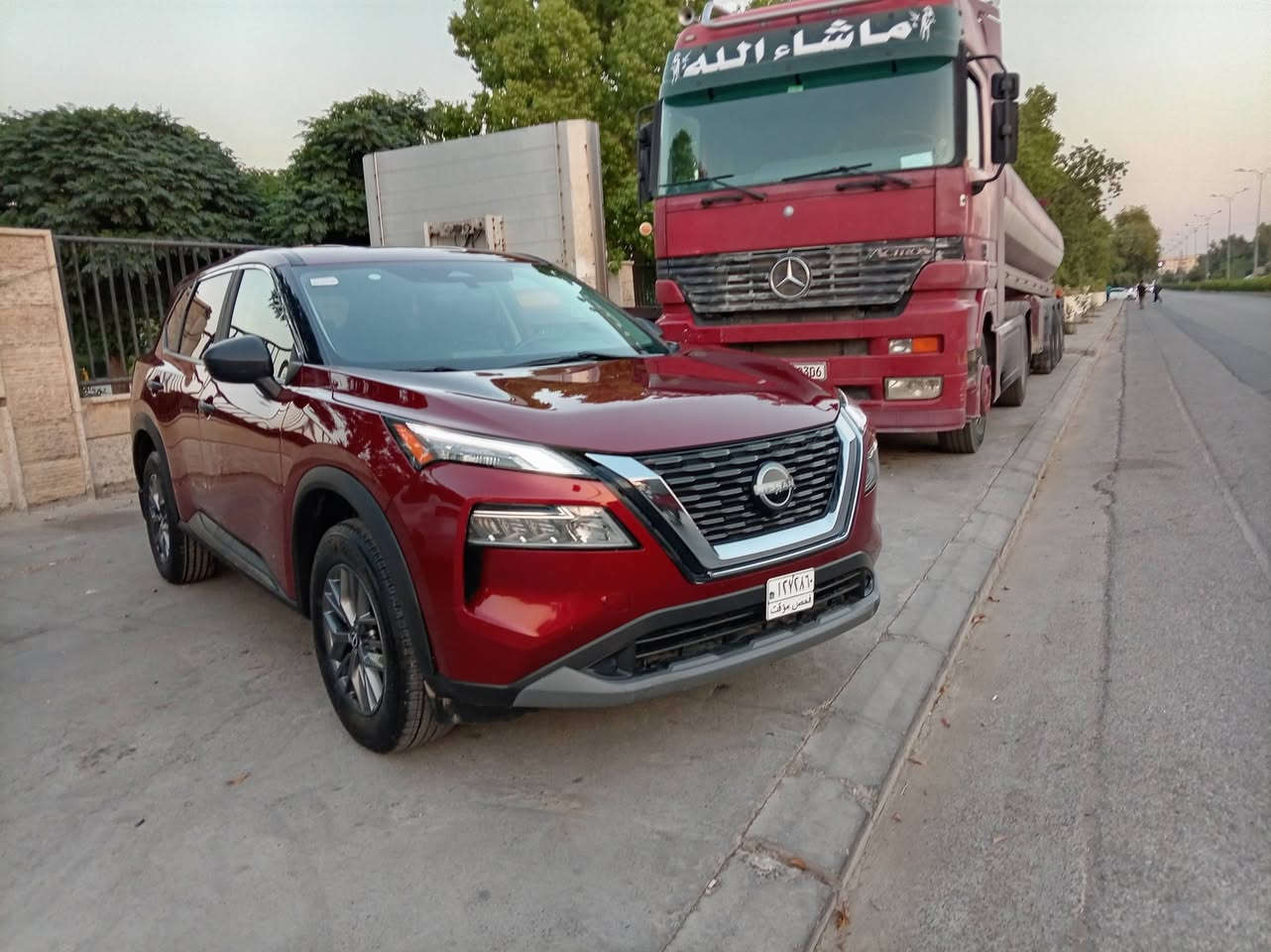 السلام عليكم
للبيع نيسان روج 2023 سياره ع وضع شركه 

بدون صبغ بيه تقرير مياه امطار

بدون ضربه سعر 145

ترهم مقدمة أو بشهر رقم شاصي 

بصور ماشي ٤٧

واتس***********
