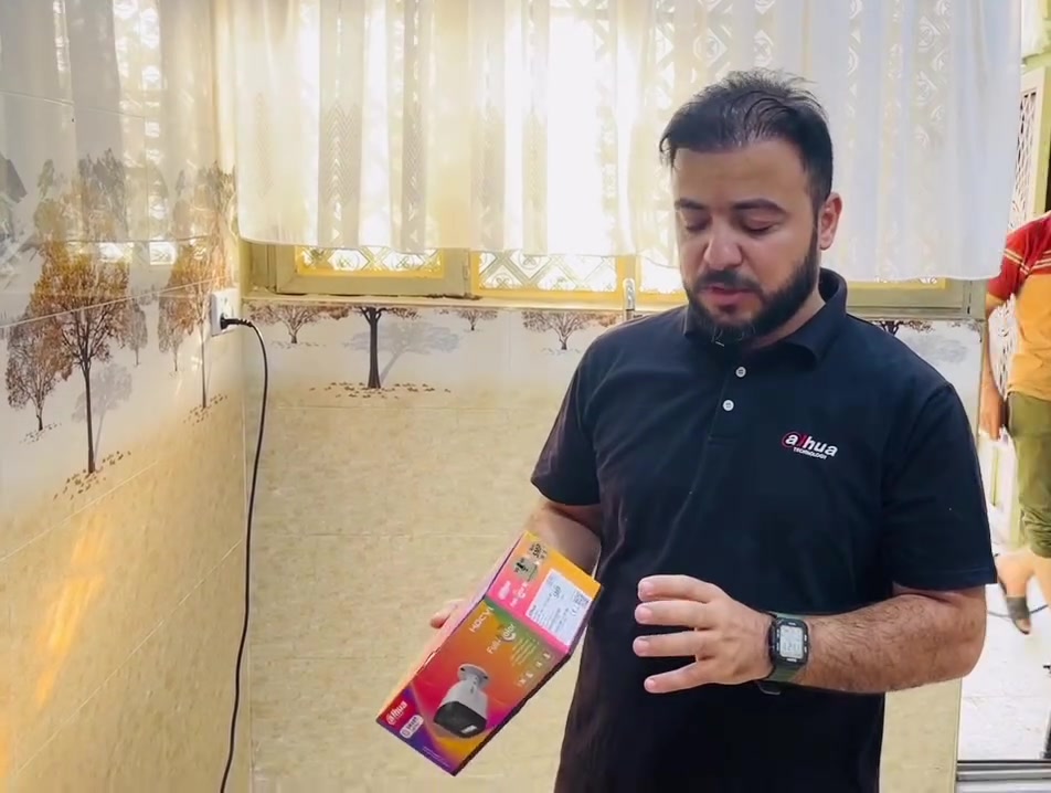 الحمد لله اعمالنا في (بغداد / الشعلة )
منظومة 4 كاميرات تجميع بأعلى المواصفات
مع خاصة الذكاء الاصطناعي 

خاصة الذكاء الاصطناعي هي:-
1️⃣ - تصوير اي شخص يصلك قرب المكان بصورة خاصة صوت 
     وصورة ولقطة فديو ١٠ ثواني .
2️⃣-ممكن تحديد الأشخاص المخولين من قبل النظام بعد 
       ادخال بيانات من قبل المستخدم.
3️⃣-تفعيل إرسال صور الأشخاص على الهاتف.
4️⃣- حفظ صورة آخر شخص كان بالموقع قبل فقدان او 
         سرقة جهاز وإرسالها على الهاتف

منظومة دهوادقة 5 ميكا فول كلر صوت وصورة 

📌المواصفات
🔺4 كاميرات دقة 5 ميكا فول كلر صوت وصورة دهوا اصلي
     دبل لد ( تصوير ليلي نهاري ملون حتى بدون انارة)

 🔻ديفيار 4 جنل دقة 5 ميكا نوع دهوا يشغل كل انواع 
      الكاميرات ويدعم تسجيل الصوت مع تصوير الوجوه 
     والتعرف عليها بالذكاء الاصطناعي 

🔻هارد 500 كيكا .

🔺كيبل رولة 100م مسلح ونحاس ومقاوم كافة الظروف الجوية 

🔺جهاز يو بي اس نوع ليثيوم اصلي يشغل منظومة الكاميرات 
     مع منظومة الانترنت ٣ ساعات حقيقي ويعتبر جهاز حماية 
     ومنظم فولتية وتلغي كافة المحولات

🔻بوكسات عدد 4 خاصة بالكاميرات لحماية الفيش من 
     الرطوبة والعبث وتعطي شكل لائق للكاميرات

🔻فيش كامله خاصة بالكاميرات

🔺كيبل اج دي مسلح

🔻ممكن ربط المنظومة على الانترنت وتراقيب وانت باي 
     مكان بالعالم

🔺ضمان سنه حقيقي

🔴لمزيد من المعلومات مراسلتنا على الخاص او الاتصال على الرقم
***********
***********مهندس محمد
