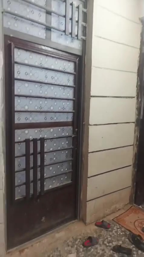 السلام عليكم مكلف بل نشر الاستفسار اتصل ع صاحب البيت
بيت للبيع  مساحه 100متر مربع غرفتين نوم استقبال وصاله وصحيات ومنور بيت نضيف عنوان الحسينيه الراشديه السكلات نهايه  شارع العشره الاف بدايه ١١ شارع مكصوص كاعد شتغلون بي وراح تتبلط الاستفسار اتصل ***********
