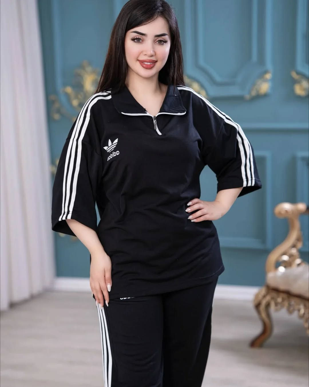 إذا تدورين على الأناقة والراحة بنفس الوقت، هذا المديل إلك
تصميم مرتب يبرز الإطلالة بشكل ناعم وحلو ✨
مناسب لأوزان 50–90 كغم
السعر 20الف وتوصيل 5✨
للحجز والاستفسار راسلونا 💌


**إذا كنت صاحب هذا الإعلان وتريد حذفه لأي سبب، رجاءا أرسل رسالة إلى الدعم الفني**