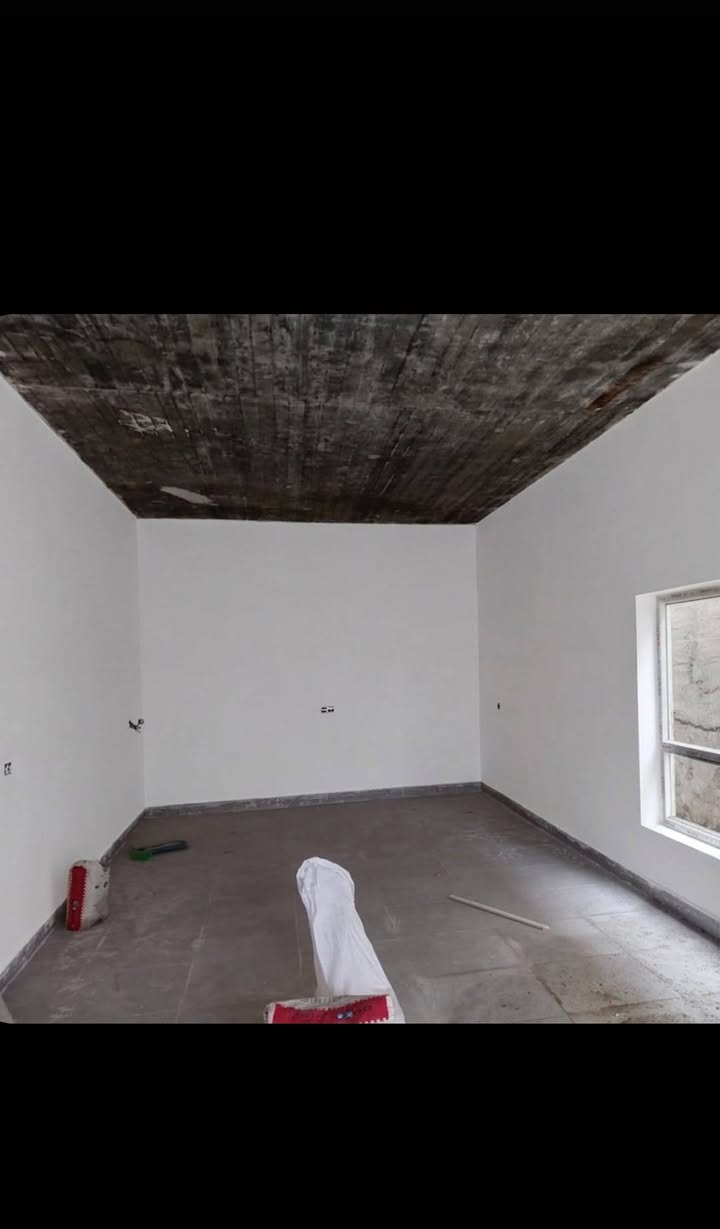 السلام عليكم ورحمة الله وبركاته كادر لبخ اسمنت وجص درجه اولى مكون من 6اصطاوات عمال 5بئداره وليدخليل شغل شوف العين رقم الهاتف ***********ملاحضه الماعنده احنه حاضرين
