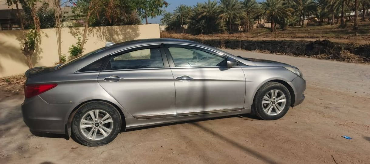 سلام عليكم سوناته موديل 14 دخول جديد متومه رقم وسنويه مطابق للشاصي مكينه دوش فول مواصفات ماعدا الفتحه العنوان كربلاء السعر 55وبيها مجال حك الجيه***********
