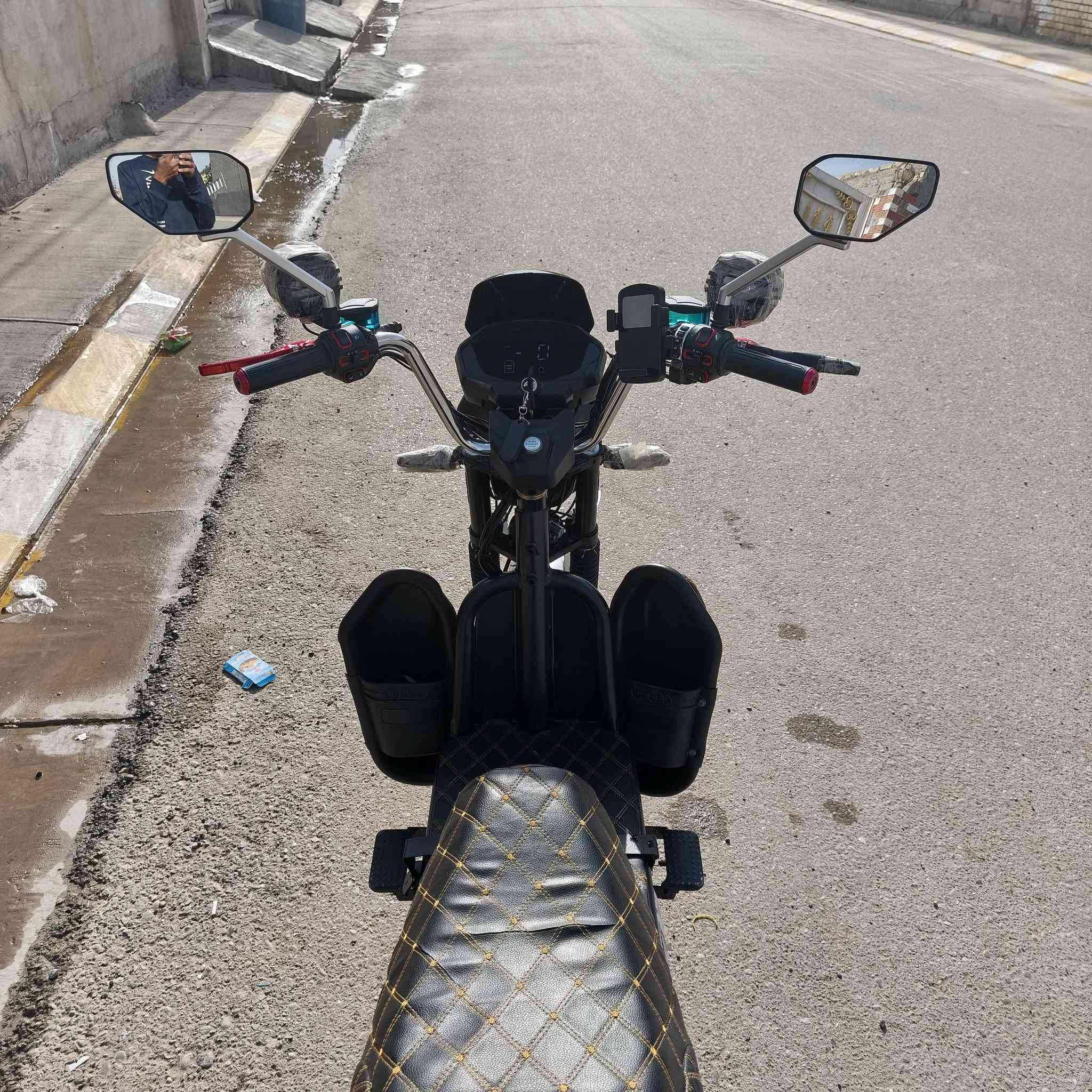 سلام عليكم نعيد النشر بسبب الوعود الكاذبة... 
جبلي موديل ٢٠٢٥ بعدة زيرو دراجة نضيفة 
جهاز انذار
قفل سكان 
جنطة خلفية
مثبت سرعة
لايت عالي ناصي
ماسكة مال جهاز 
إم بي ثري
إشارة يمنة 
إشارة يسرة 
نشرات جانبية شعار الأخوين 
بريكات رياضية بطاريات عل فحص 
السعر 675 بي مجال  
العنوان الفلوجة..


**إذا كنت صاحب هذا الإعلان وتريد حذفه لأي سبب، رجاءا أرسل رسالة إلى الدعم الفني**