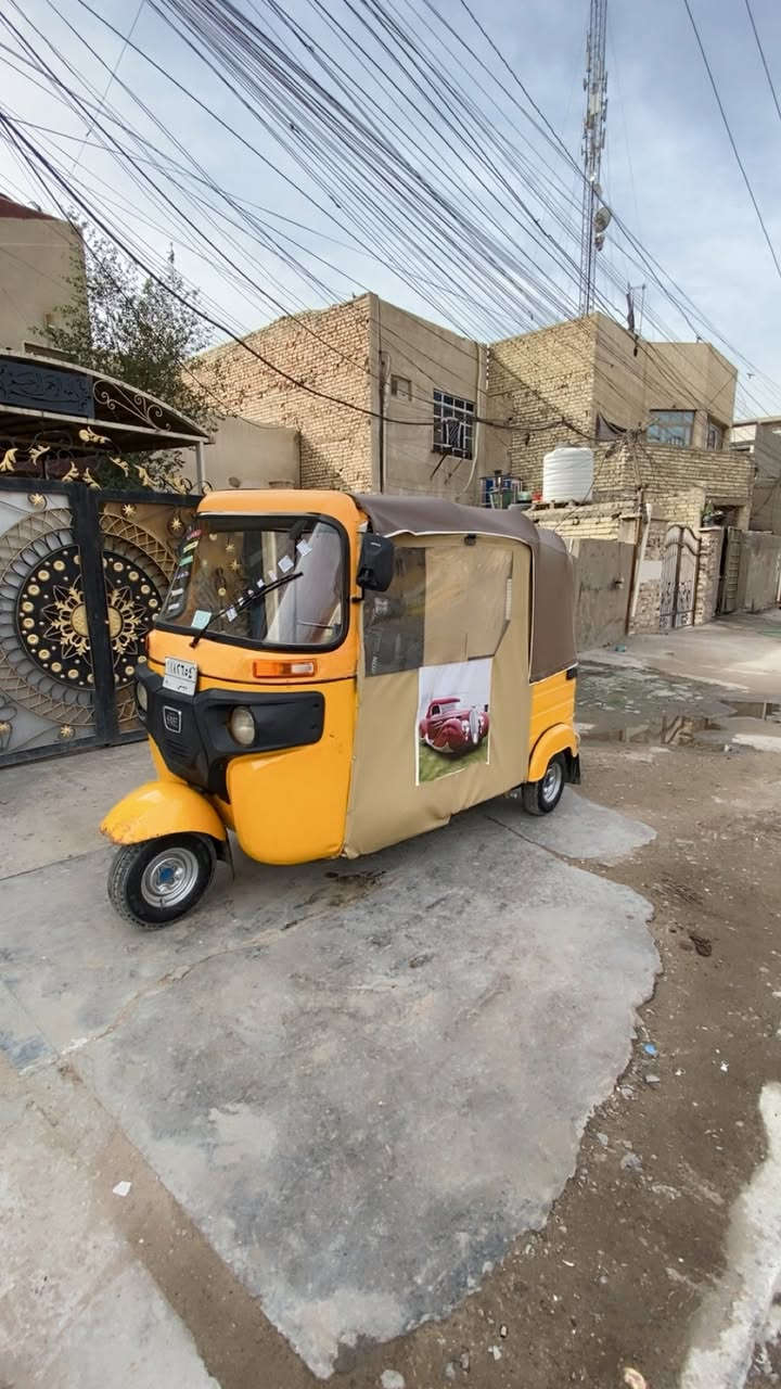 سلام عليكم تكتك للبيع 2019 رقم وسنويه جديد تحويل بس سحب ستماره بدون هزه كامله كشر كفله  عامه مابيه قطرت صبغ ولا ضربه بلدي مكينه مكفوله من تنقيط وتبخير تكتك جاهزه مجهزه عده بديات طليب سعر سبعه ملين وربع 7250 بيها مجال مكاني بغداد جديده رقمي *********** /
