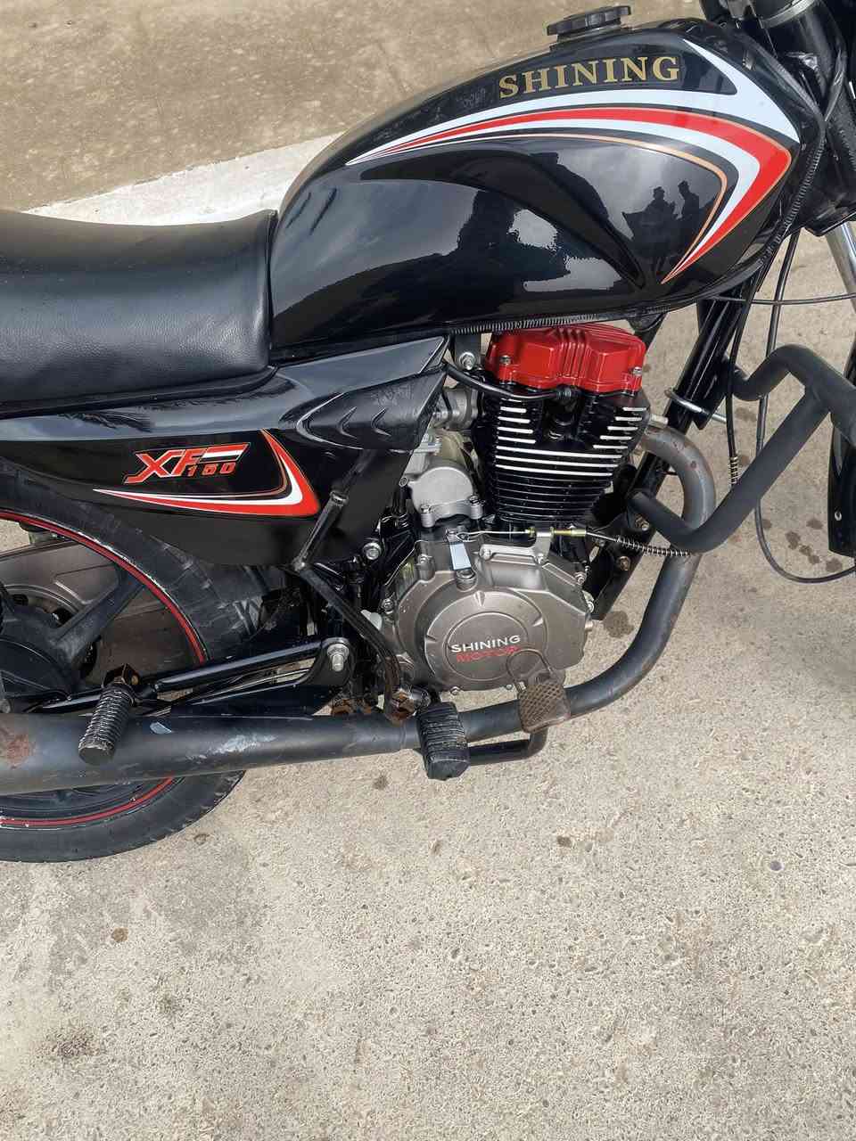 سلام عليكم دراجه شاينك موديل 23اوراق كامله 5اوراق بيهة نضافه فول اي نقص ما بيهة تانكي جديد ما بي اي زنجال  كهربايات كلها شغاله مكاني ديالى كنعان ‭‭0783 822 9278‬
