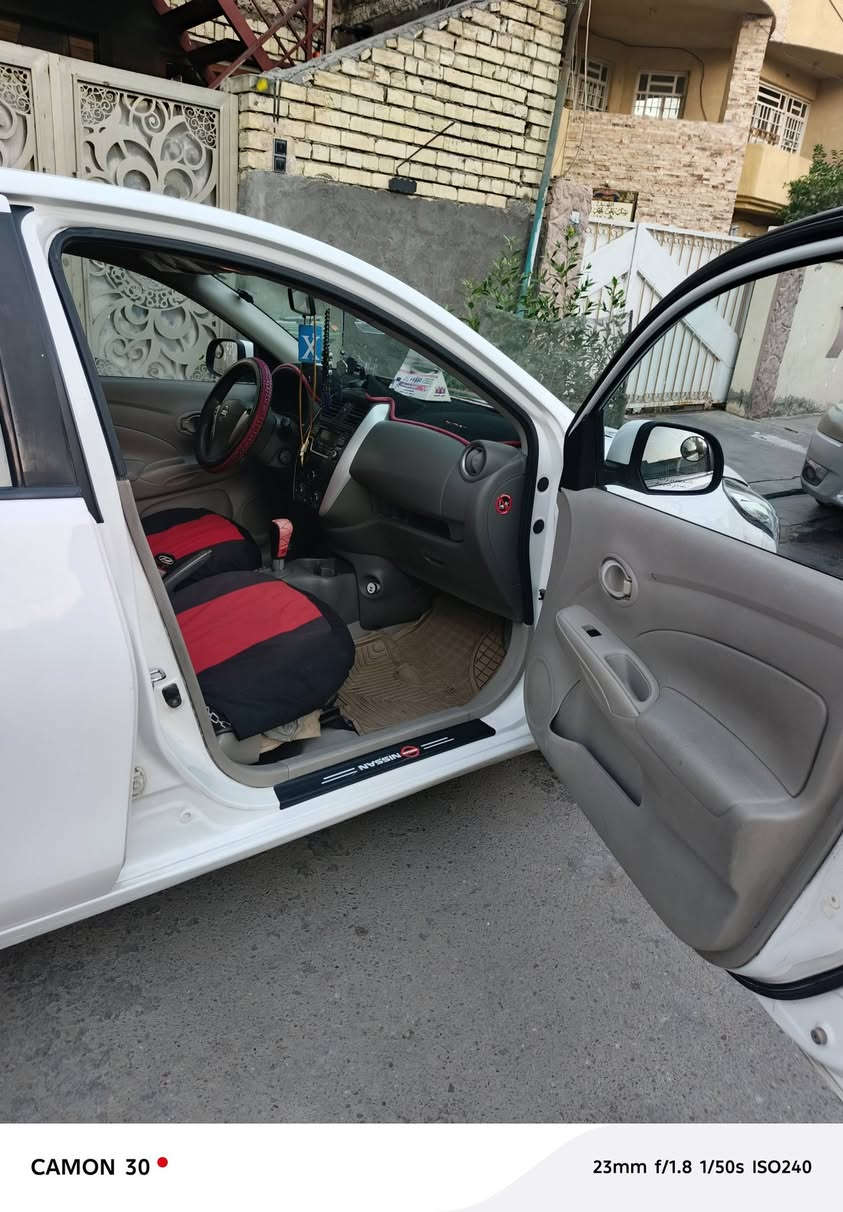 السلام عليكم نيسان صني هندي موديل 2019 سياره جديده ماشي 190 بيها باردات موضحه بالسونر السعر 103 وبيها مجال استفسار على هذا الرقم 0 7 9 0 2 7 5 8 9 5 0 مكان السياره بغداد حي الجهاد
