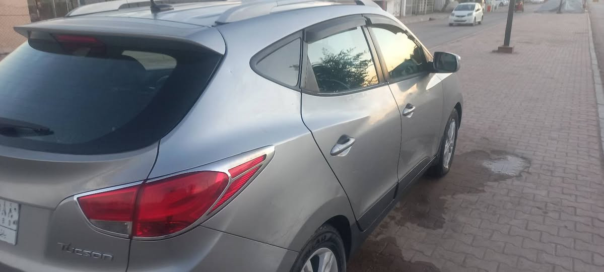 للبيع
توسان وارد امريكي 2013 
السعر 115$ 
بابل الإسكندرية 
***********
