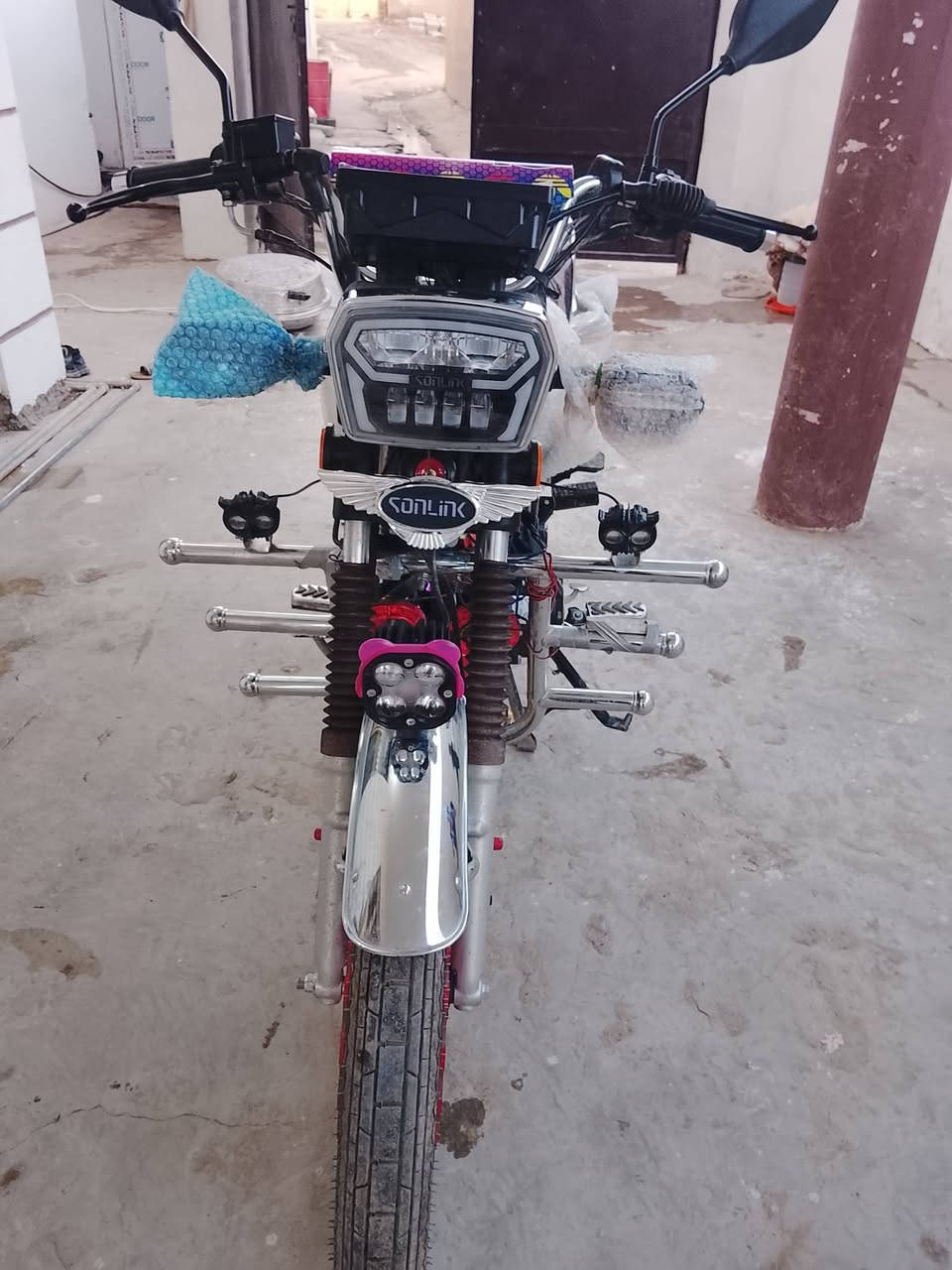 السلام عليكم كيفك المحرك 250 للبيع موديل 26 مكاني بيجي ماشي759 ***********
