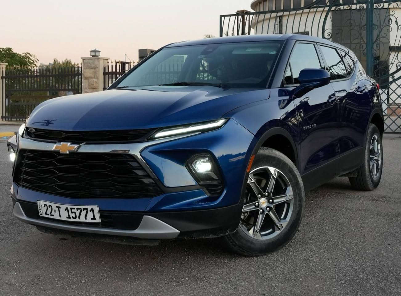 شفروليه بلايزر 2LT فور ويل موديل 2023 وارد امريكي محرك 4 سلندر تيربو الممشى 40,000 كم الرقم اربيل الموقع النجف

🟪 السعر  :: الطلب في التعليقات ويوصلك مباشرة ✍️ 📩                                           فقط على الصفحة مو على كروب🌐

المواصفات
فور ويل
رادارات جانبية
رادار تحذير امامي
كرسي السائق كهرباء
كاميرا خلفية
كشنات امامية تدفئة
مرايا كهرباء شفط
مثبت سرعة
تحديد مسار
تحكمات ستيرن
ماوس انظمة قيادة
شاشة
هاند بريك كهرباء
تبريد خلفي قطعتين
منافذ شحن USB و Type C
اربع ابواب بصمة
مانع انزلاق ABS
اوتو ستوب

الحالة
ضربة امامية كما موضح في الصور
البنيد معدل بارد ومصبوغ
الدعامية مبدلة
ايرباك الستيرن والبردة طاگ

 رقم صاحب السيارة 
***********
