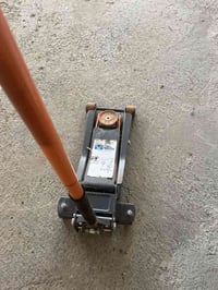 للبيع  جك 3️⃣ طن مستعمل  شهر وماطور غسل  8️⃣ بشارات إيطالي ويا صوندة ب...