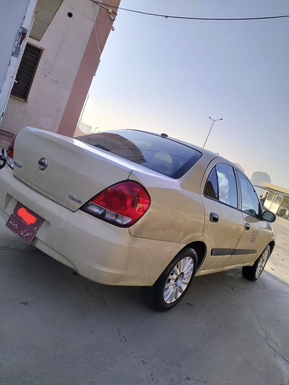 سه نى ٢٠١٠ عادى مه كينه ١٨
كامل ره ش نييه به ره ش 
ئه يفرؤشم دينارى مه سره فى 
نيييه سه نه وى به سه ر نه چووه
پيش و دواى جوانه به س قرچه
سعرى ١٠٨ گه لاو معامه له 
مشته رى نييت تيل مه كه 
له سليمانييم  ***********
