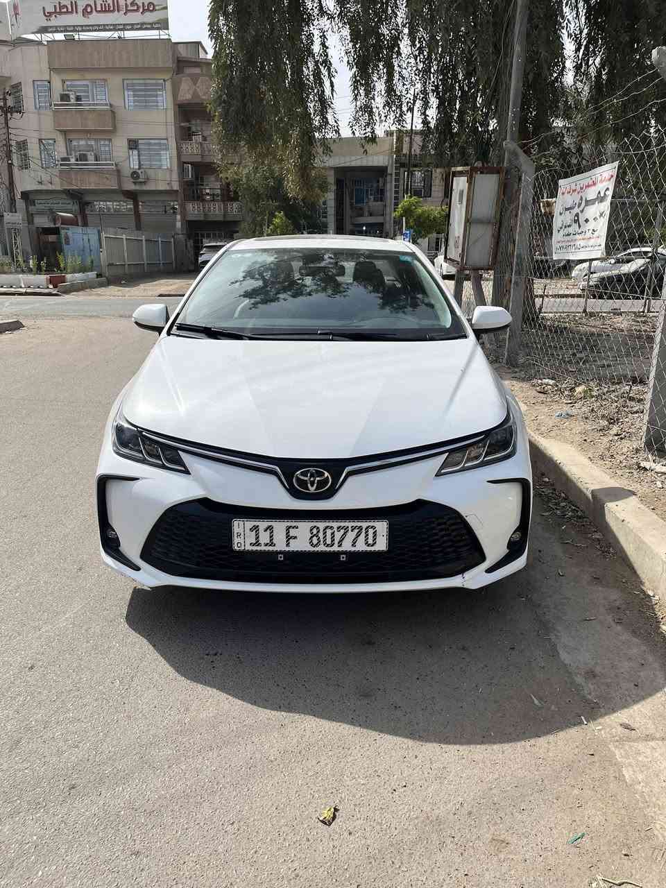 السلام عليكم كورلا 25 هايبرد الشكل الخليجي السياره مكفوله من بارد وصبغ ماشيه 5 الف السياره فول مواصفات فتحه وبصمه والموصفات المعروفه 
السعر ١٥٨ بيها مجال حك الجيه 
***********
