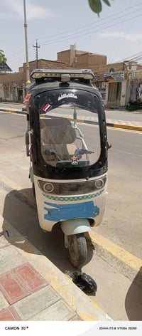 تكتك شحن للبيع موديل 2025استخدام قليل السعر 750وبيهة مجال للشراي  0774...