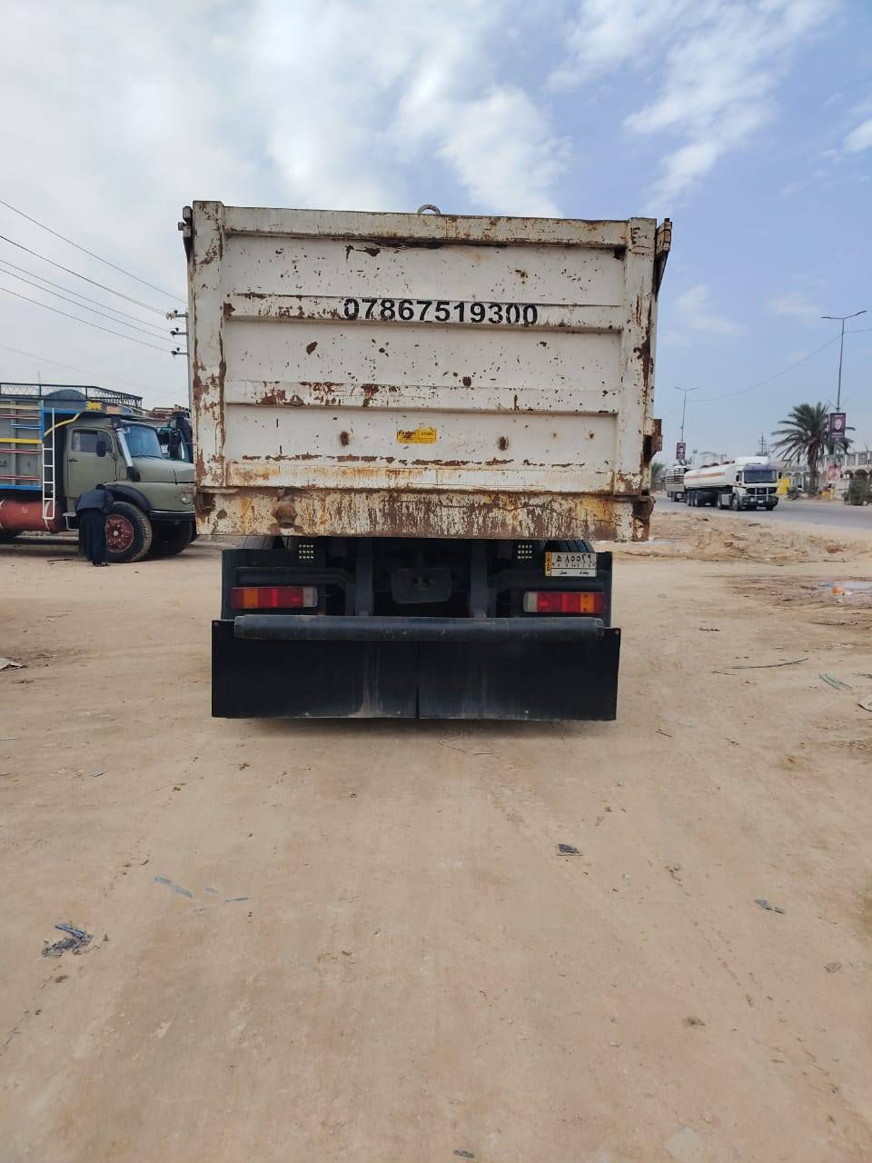 سلام عليكم للبيع سكانية بومة موديل 96 مجموعة بايجر 19 كير 900/3/3 شاصي كفالة مكينة 6 انجكتر 420 لا صرف ولا بخار رقم بغداد ألماني تخم تاير 24 حدادية جديدة بدي جديد السعر 270 أو بية مجال الاستفسار ***********
