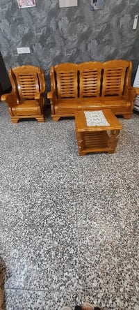 تخم للبيع نضيف درجة اولة المكان دورة البعيثة للإستفسار 07878884422
