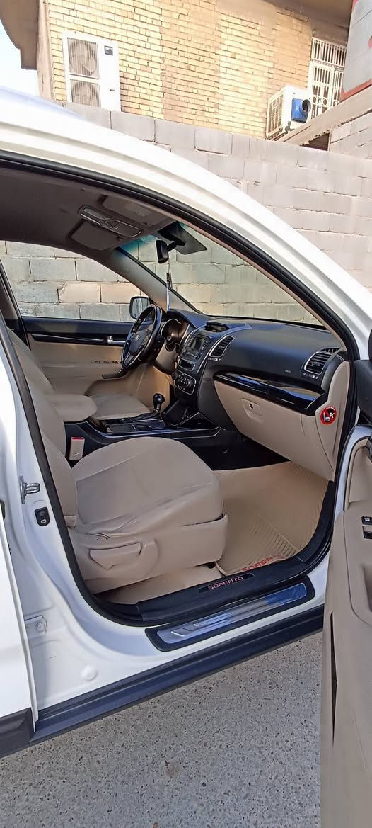 ياالله سلام عليكم تحيه طيبه 
اللبيع سورنتو موديل 2015
 فولل مواصفات مكفواله كفاله
مرقم بغداد نكايزي سنويه مجدده ال 2031 بسمه 
عامه تشقل وتمشي ماناقصه اي شي 
مواصفات 
حساسات ماميه حساسات خلفيه 
بردات بلاديه
بصمت تشقيل 
بصمت ابواب
بصمت صندوق ذكي
تحكمات ستيرن جهتين 
شاسه بلاديه 
شاشه تبريد 
كشانه كهرباء 
7 راكب 
تخم تايرات جديديه

6 سلندر 
خير من الله 
السعر 185 وبي مجال اخوان لا تعاملني جوه 180 
***********
عنوان الانبار فلوجه
