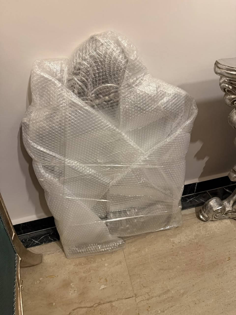 ديكور مرايه يحتاجلها بس صبغ ميز لون شويه باهت مكاني كراده سعرها 75 بيها مجال بسيط


**إذا كنت صاحب هذا الإعلان وتريد حذفه لأي سبب، رجاءا أرسل رسالة إلى الدعم الفني**