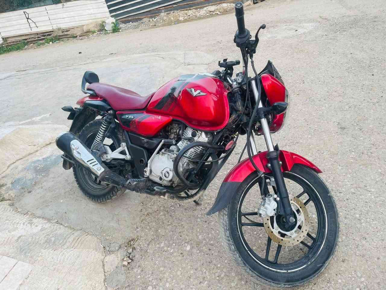 دراجةV15للبيع بمليون ومتين وبيه مجال ***********
