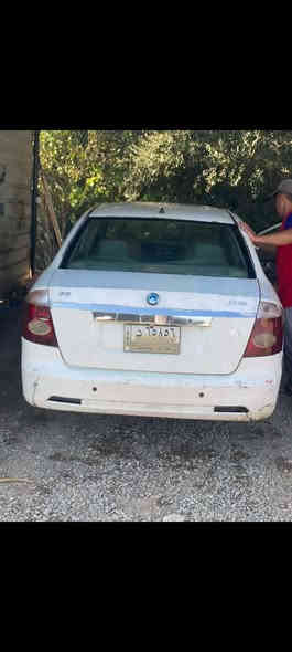 جيلي ١١  رقم بغداد السياره حلوه المكينه بيهه بخار الكير يفلت الرابع داخل جديد مشروع وطني تم تاير صدر حلو مكاني ديالى هبهب *********** السعر ٢٥
