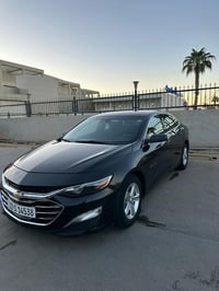 ماليبو 2023 lS ماشية 30,000 الف كيلو  بصمة تشغيل  شاشة كار بلاي سيارة ...