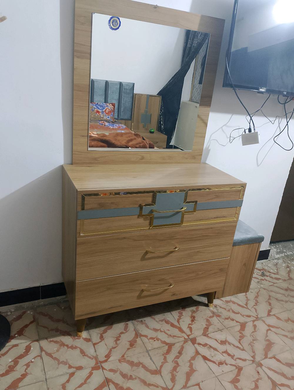 الشعب حي اور 
صالي شهر من مشتريهة مابيهة اي شخط 