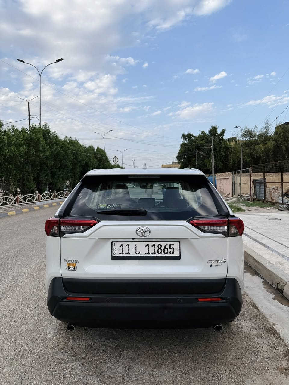 تويوتا راف فور هايبرد 2025
‏🌿 Toyota RAV4 HEV 2025 🌿

◀️ رقم بغداد ▶️ 

السعر 257$ وبي مجال بسيط 

وارد خليجي وكالة عبد اللطيف جميل
بلد المنشأ : اليابان

• السيارة كفالة عامة من كلشي عدا الرصعه بالدعامية الخلفية ورصعه خفيفة في باب خلف عكس السائق فقط .

المواصفات:
🚘 ماشية 18 الف كيلو 
🚘 سعة المحرك 2,5L هجين 
🚘 مقاعد لون بيج مخمل 
🚘 كروس سرعة / مثبت سرعة
🚘 فول تحكم ستيرن 
🚘 عدد 9 AIR BAG
🚘 حساسات خلفية
🚘 حساسات أمامية 
🚘 لايت زينون + LED
🚘 بك لايت LED
🚘 ويل كب 17
🚘 اريل نفكيتر 
🚘 مفتاح التشغيل بصمة
🚘 شاشة كبيرة  تدعم كار بلي ✅
🚘 المودات والأوامر الصوتية
🚘 أوضاع القيادة  Drive Mode
🚘 فحص أنظمة السيارة 
🚘 حساسات ضغط اطارات
🚘 تبريد شاشة مناخين منفصلين 
🚘 قطعتين تبريد
🚘 هاند بريك كهرباء 
🚘 ا ABS 
🚘ا Auto Hold   أوتو هولد
🚘 نظام مانع الانزلاق
🚘 اشارة في المرايا الجانبية
🚘 مخرج منفذ الطاقة ⚡
🚘 ا  Bluetooth

العنوان : واسط / كوت مركز المدينة 

للتواصل *********** 
ابو احمد
