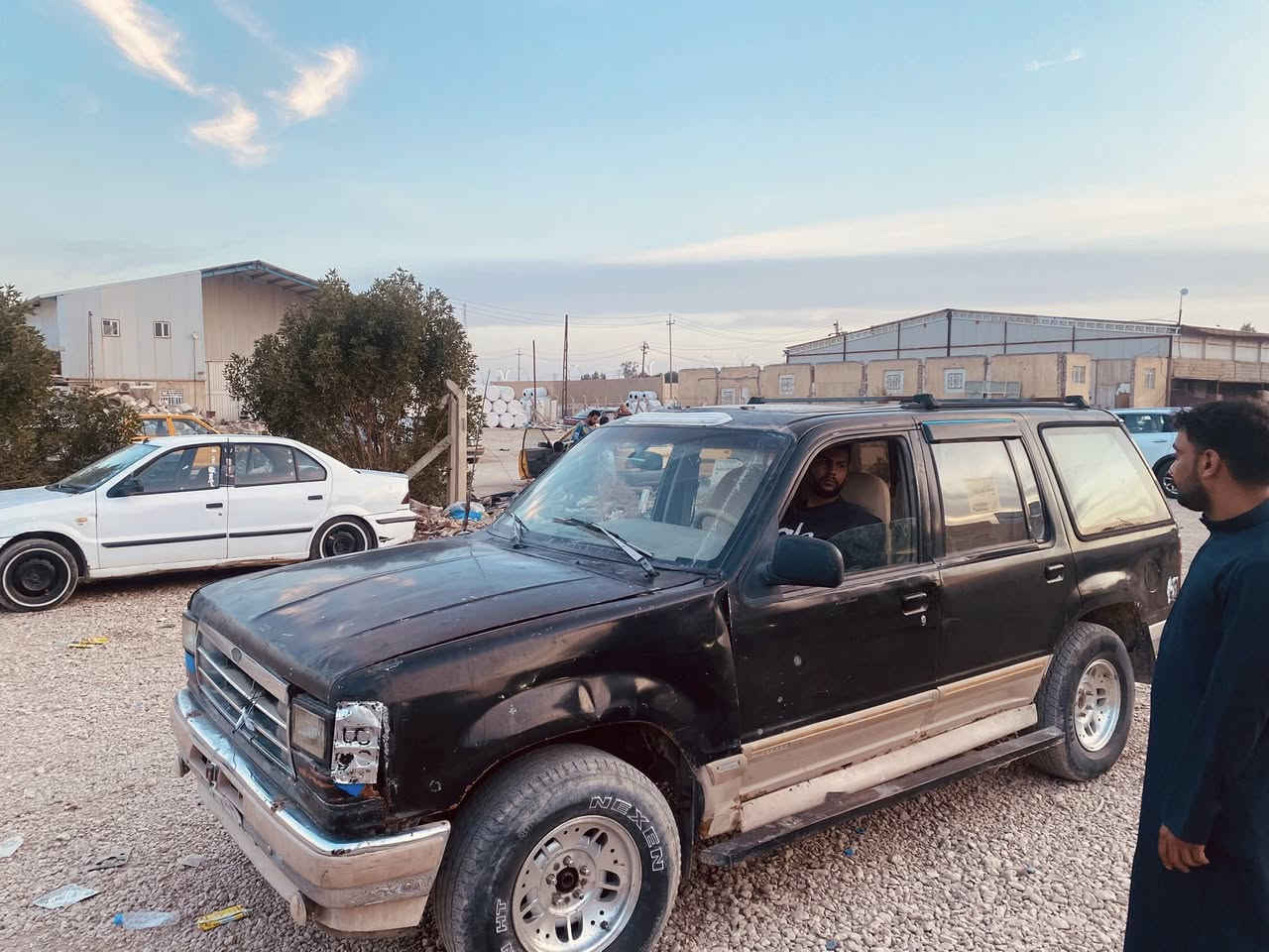 فوردكسلورر ١٩٩٣الموديل السعر ٢٢وبيه مجال مكان كربلا راعيه بكربلارقمي 078202567


**إذا كنت صاحب هذا الإعلان وتريد حذفه لأي سبب، رجاءا أرسل رسالة إلى الدعم الفني**